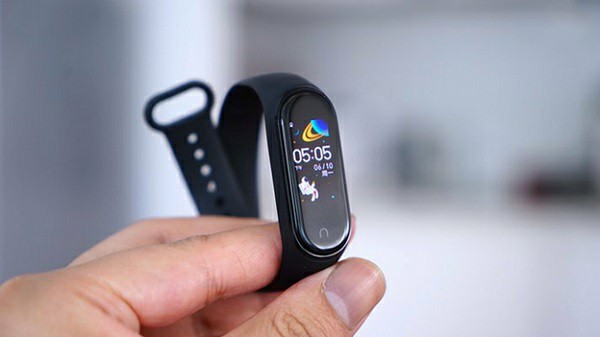 Xiaomi Mi Band 4 Fitness Trackers Review