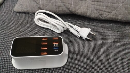 8 Ports Quick Charge 3.0 Led Display USB Charger Review