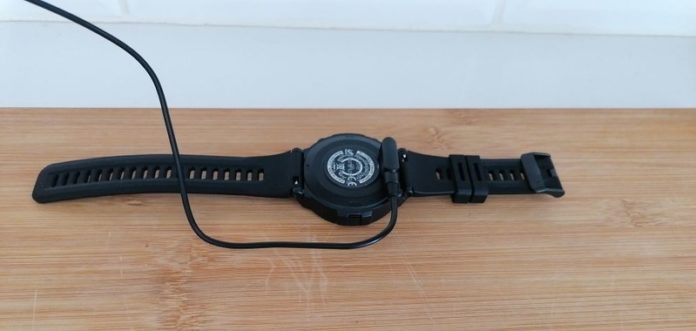BlitzWolf BW-AT2 Smartwatch Review - What's New In This Upgrade