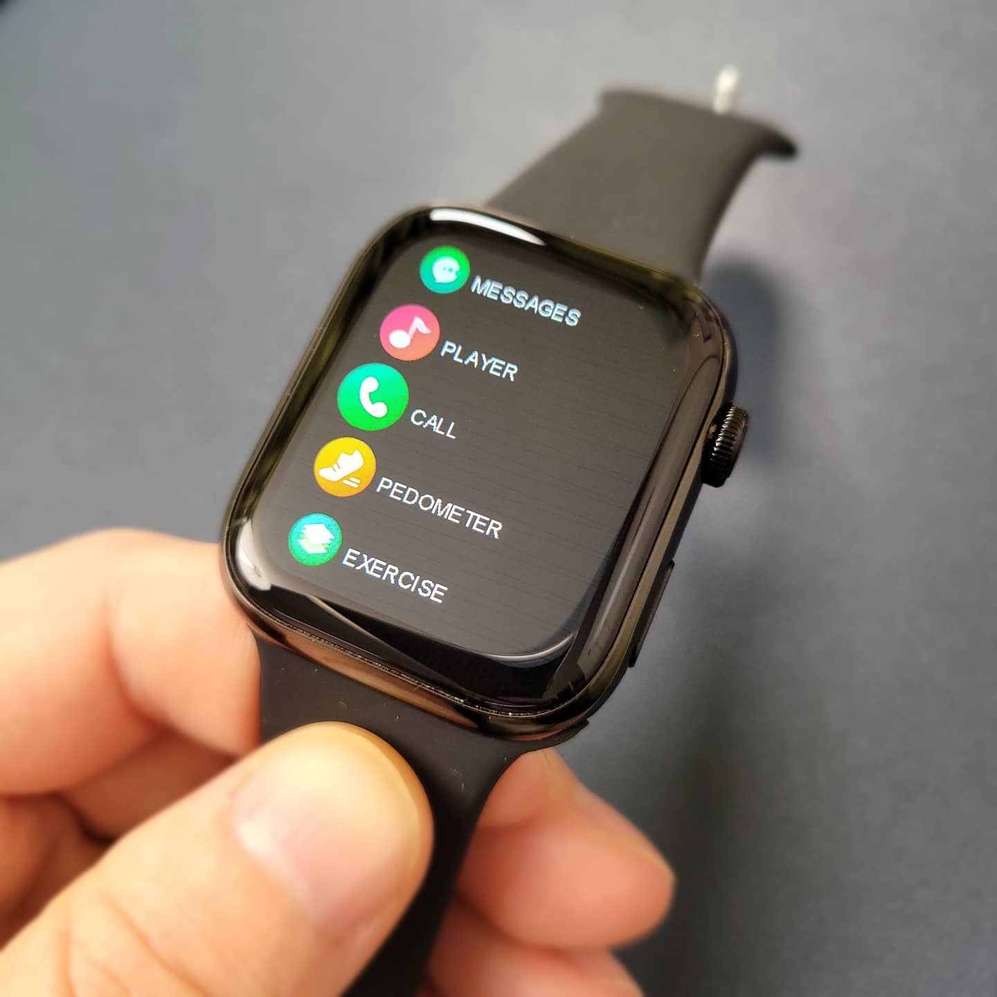 iwo-s7-smartwatch-review