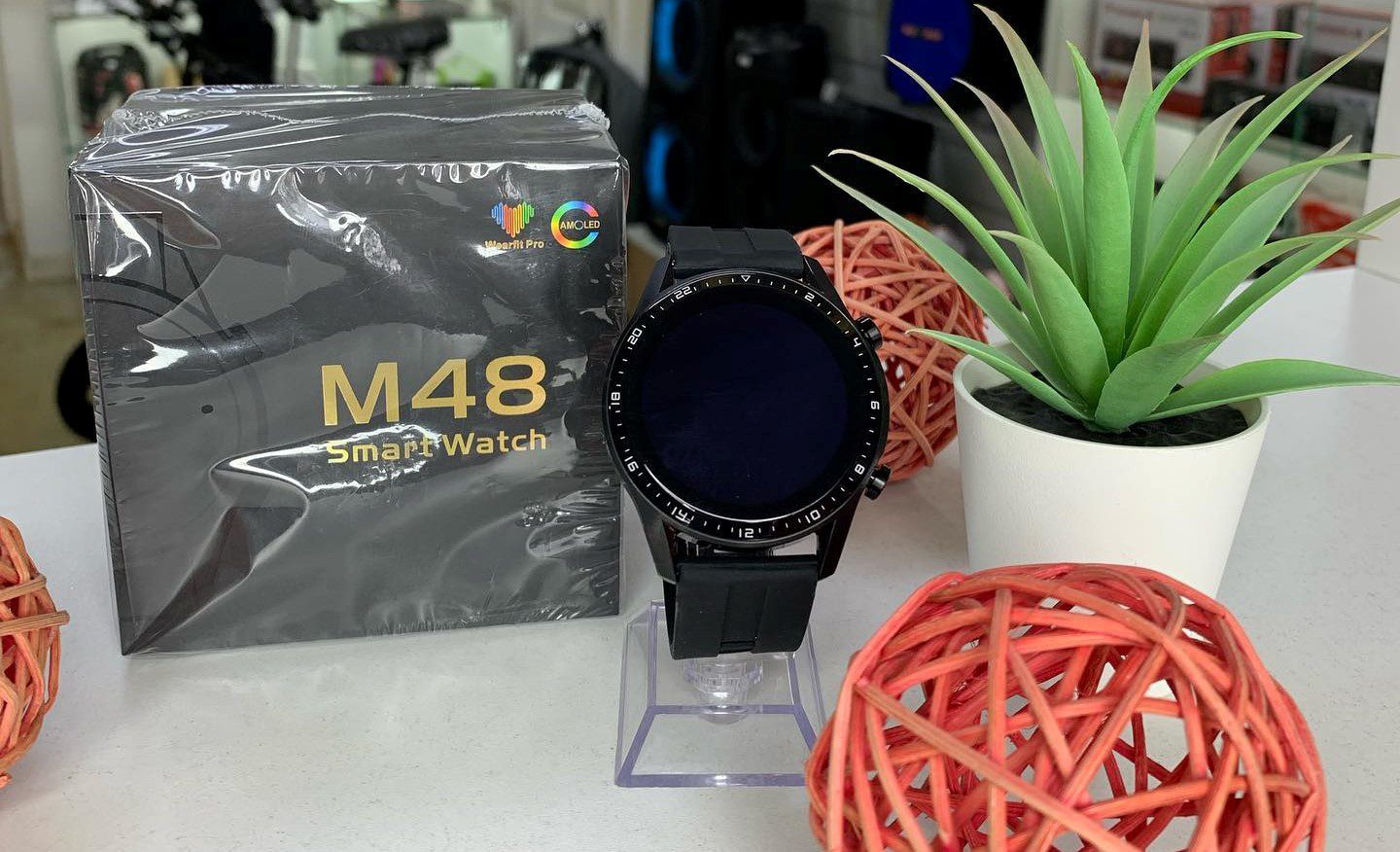 M48 Smartwatch Review