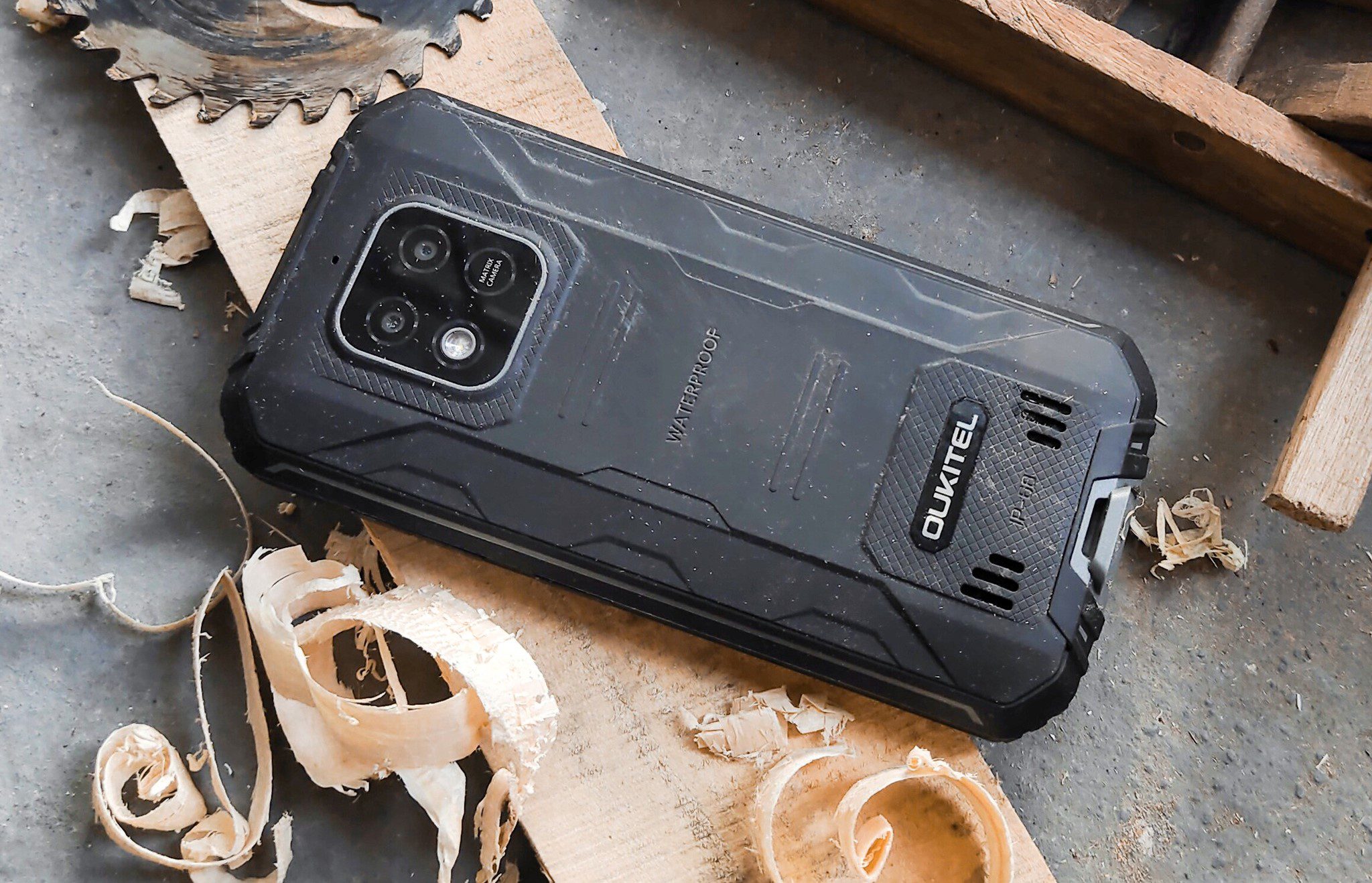 Oukitel WP18 Rugged Smartphone Review