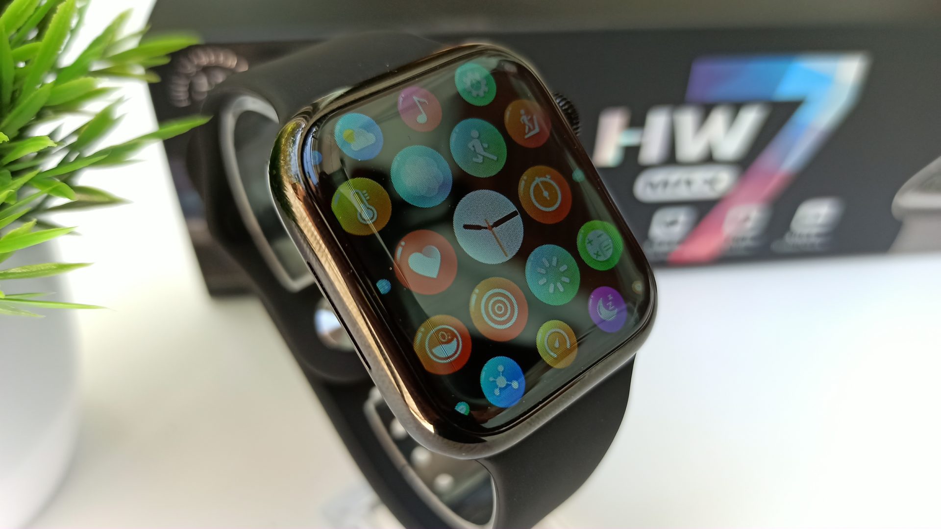 HW7 Max Smartwatch Review - Best Screen And New Software