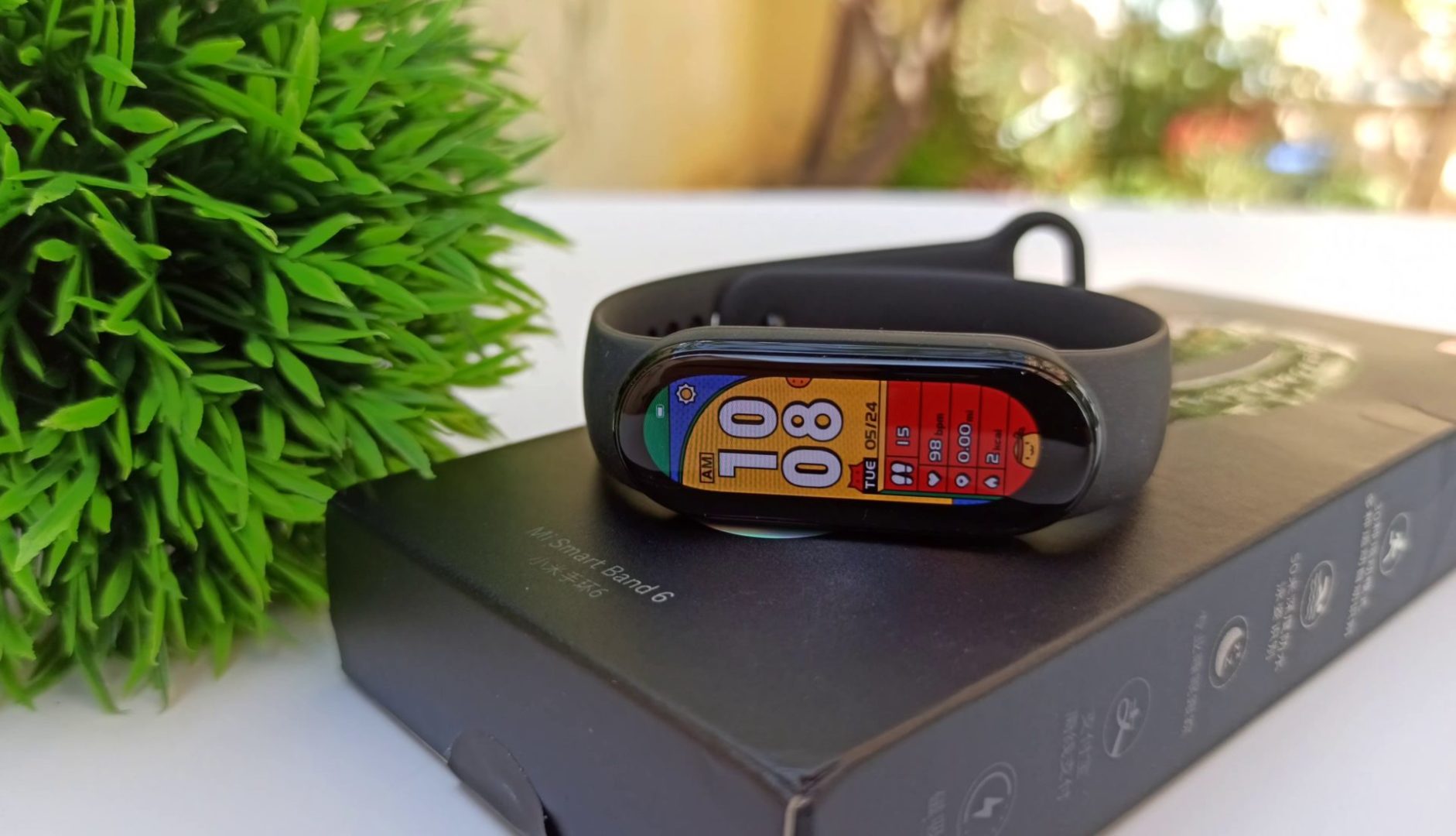 Mi Smart Band 6 Review - Design And Build Quality