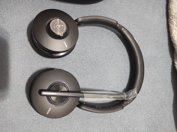 PowerConf H500 vs H700 with Active Noise cancellation