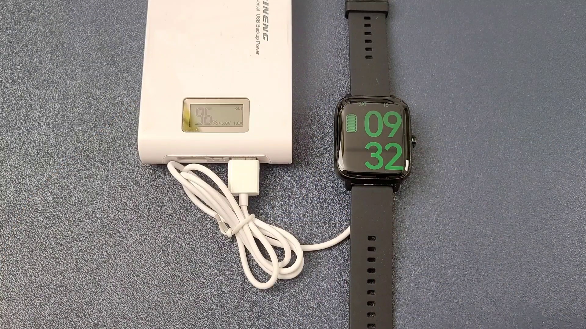 DT102-Smartwatch-Unbox