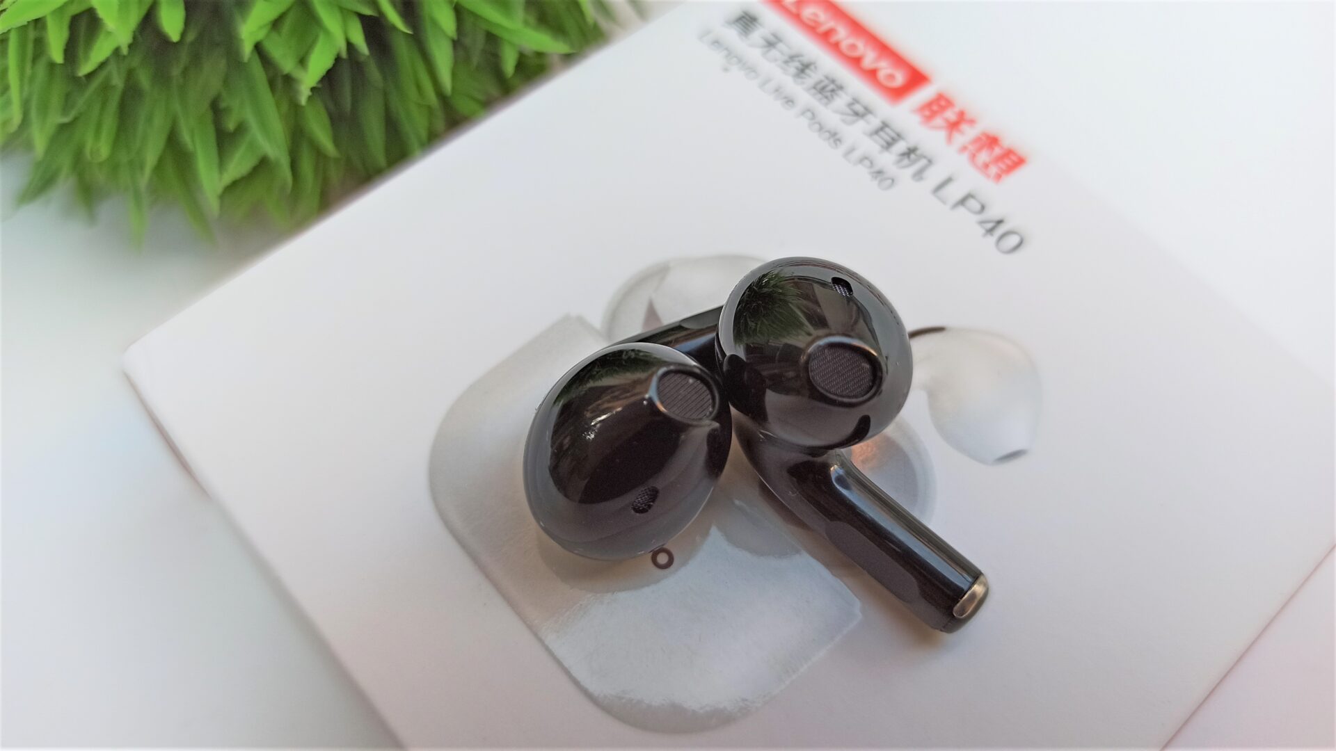 Livepods LP40 Earbuds