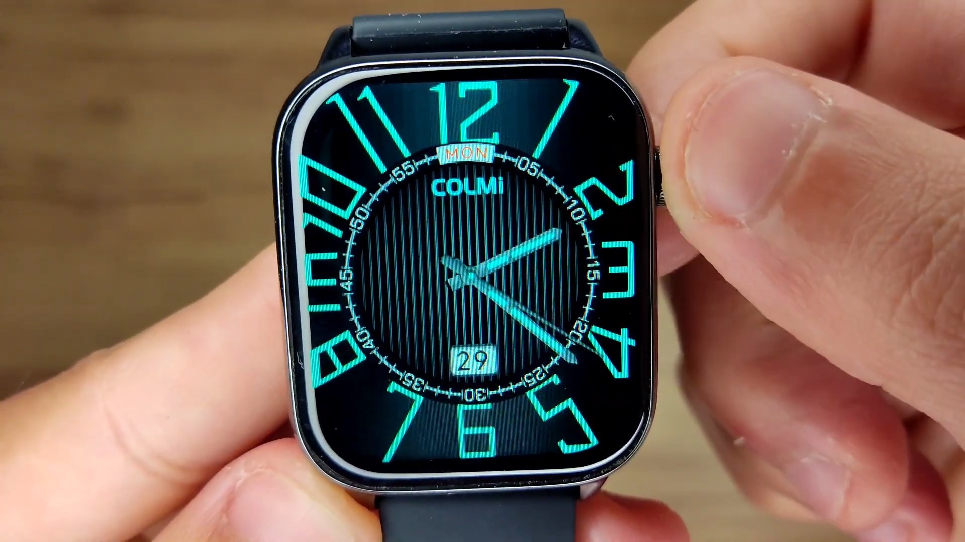 Colmi C60 Smartwatch Review