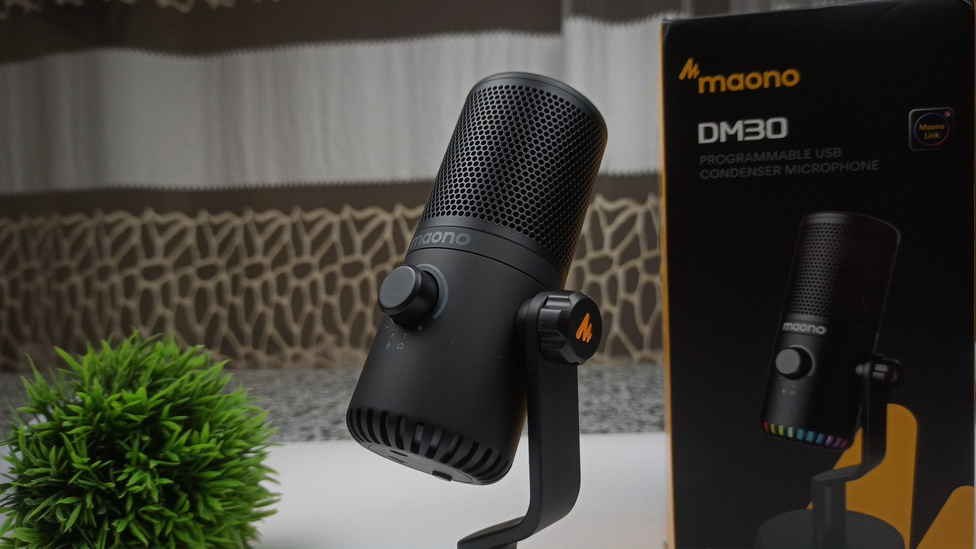 Maono DM30 Review & Unboxing - Best budget Microphone Under $50