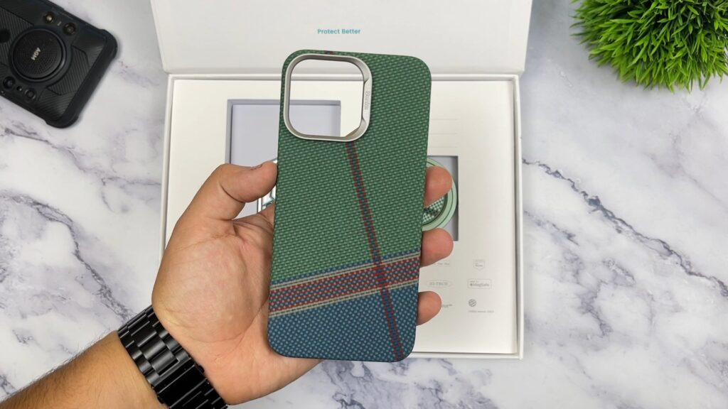 Is This the BEST iPhone 15 Pro Max Case? Passion Green by Benks