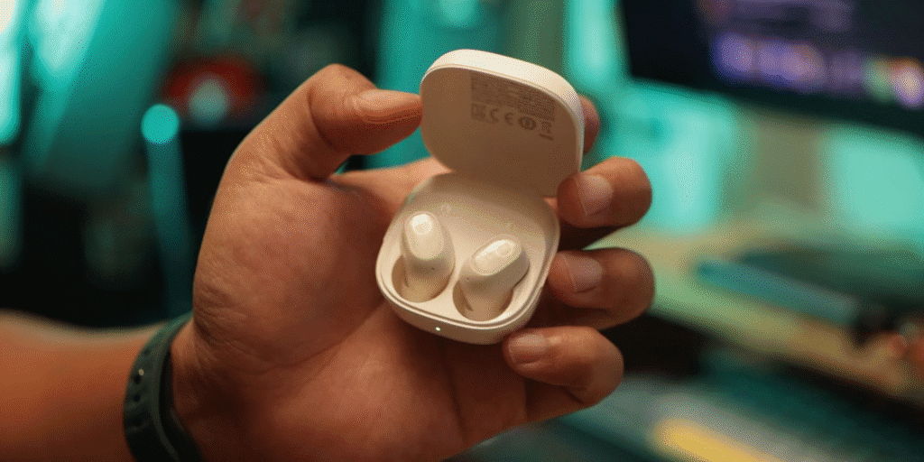 Baseus Bass BD1: Tiny Bean Design, Surprisingly Balanced Sound.