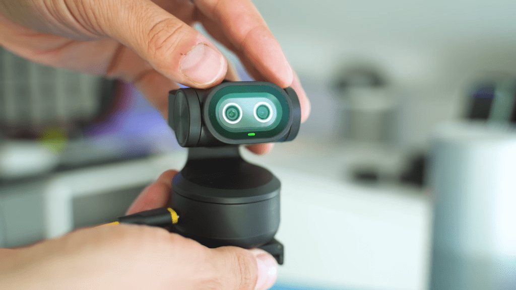 Emit Pixie Review – A Dual Lens Webcam with Smart AI Tracking